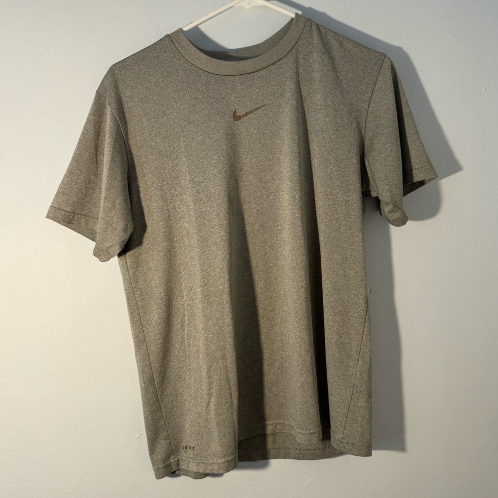 Nike T-shirt